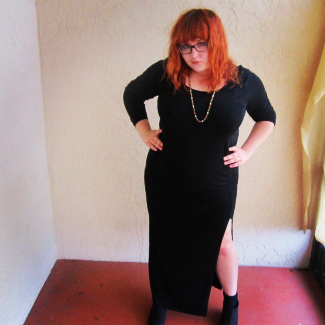 play-like-a-stone:  Well here I am, rocking a form-fitting maxi dress. Yikes.  Dress