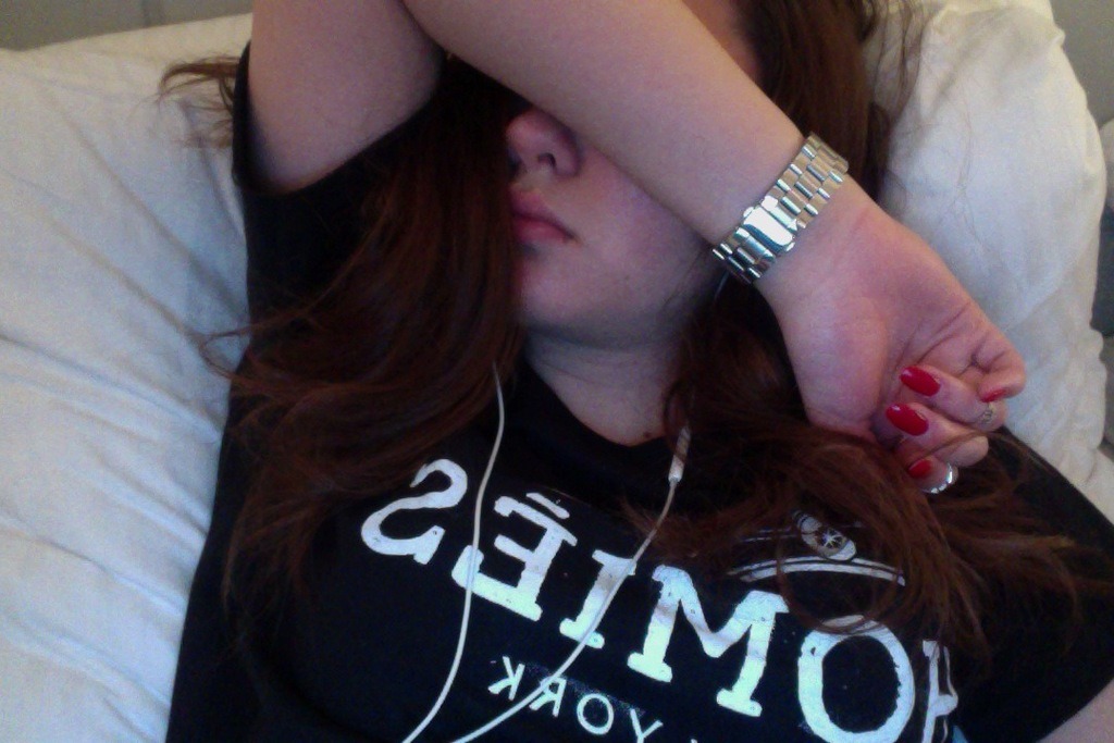 exovl:  diamondjpg:  acidreamland:  pale here    pretty and pale