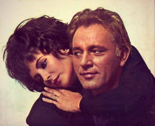  Elizabeth Taylor & Richard Burton 