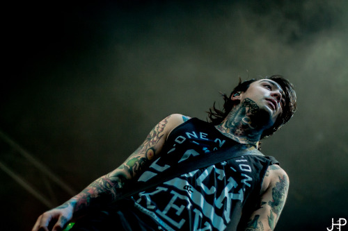 letliveintheend:  from-death-to-destiny23:  Band and tattoo  blog ♡  band & tattoo blog here ✞