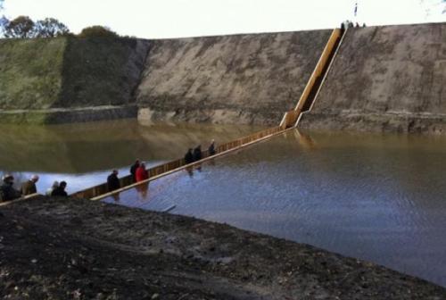 Porn sixpenceee:  MOSES BRIDGE, NETHERLANDS It photos