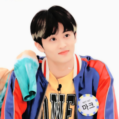 MARK LEE NCT─   ♡─   ♡▸DO NOT RE EDIT