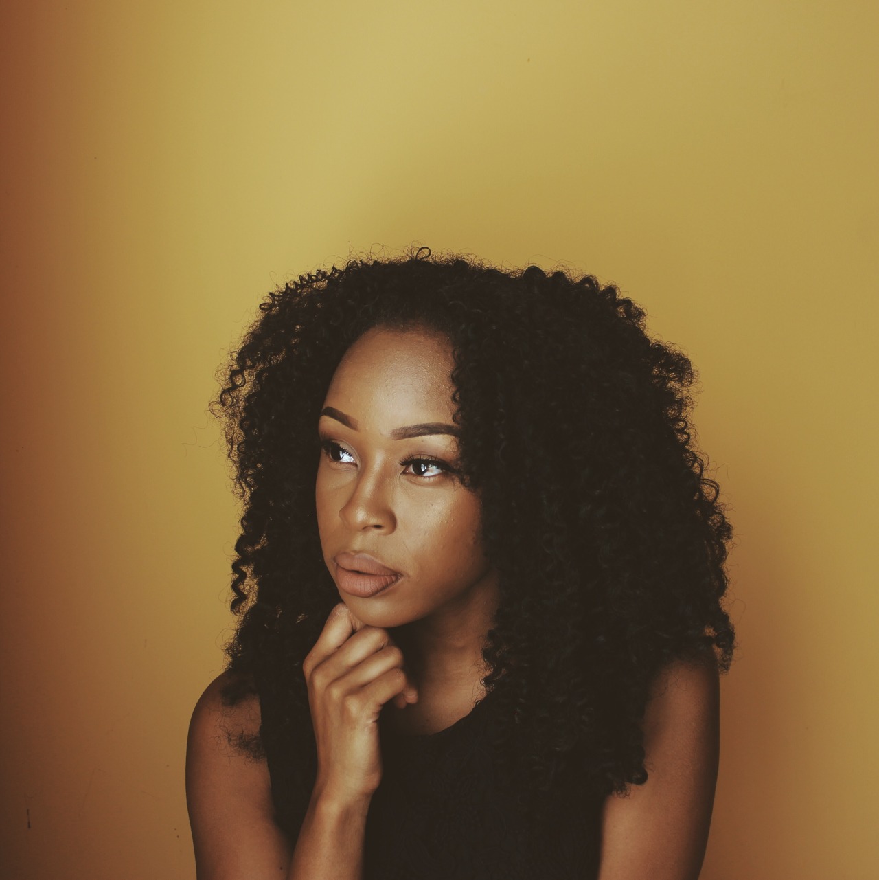 kilahmazing:  melanin monday + blackout day = blackgirlmagic✨    Insta | Youtube