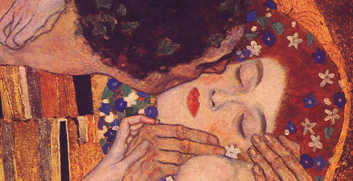 abstractandedgyname:witchstone:The Kiss, Gustav Klimt (1907-1908) I’ve been looking for this s