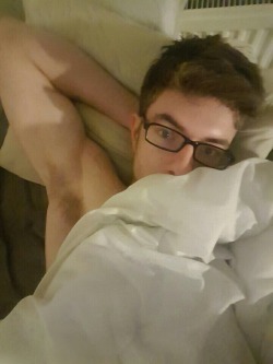 ju68:  Take a look, Enjoy !!! http://ju68.tumblr.com / @FUCKYEAHju68  I go so weak for guys in glasses