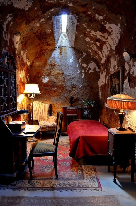 evocativesynthesis:
“ Al Capone’s Cell At Eastern State Pen (via)
”