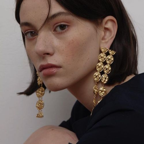 emfile: www.emfashionfiles.com