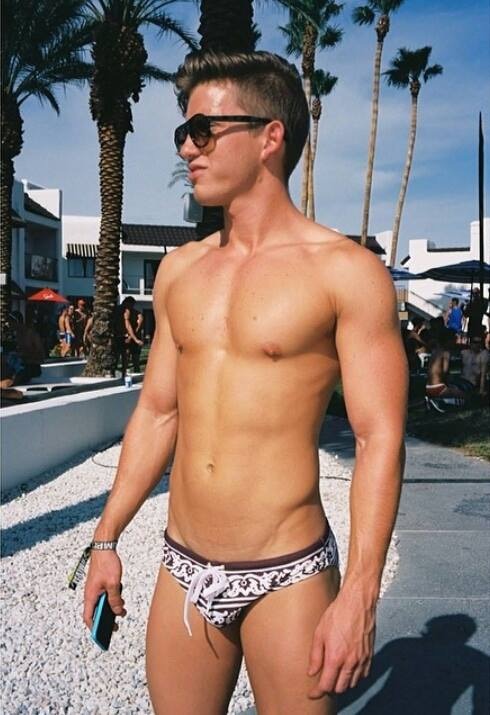 sfswimfan-original: sfswimfan: Since it’s the weekend, here’s a tasty speedo boy at a po