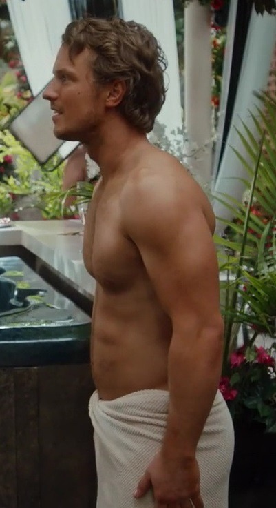 hotashellcelebmen:  More here : https://auscaps.me/2016/07/21/freddie-stroma-shirtless-in-unreal-2-07-ambush/