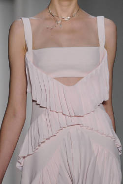 goodmiu:  judith-orshalimian:  Dion Lee ready to wear fall/winter 2014 details!  🌸 