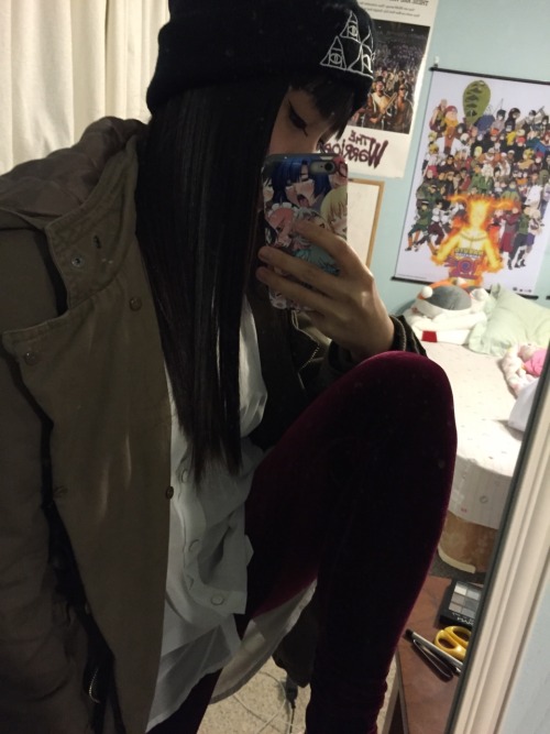 wontongod:  My pants are velvet  what that number tho? 