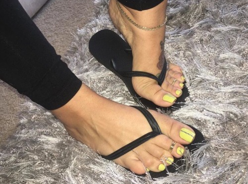 causeitsfun69: Feet !!!!