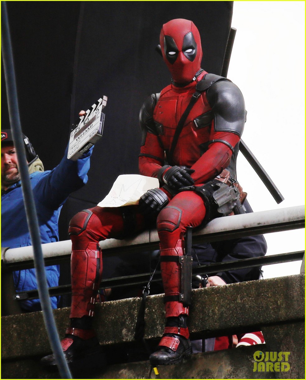 #deadpool 2016 superhero ryan reynolds  8000 PHOTOS http://bondagebadboys.tumblr.com