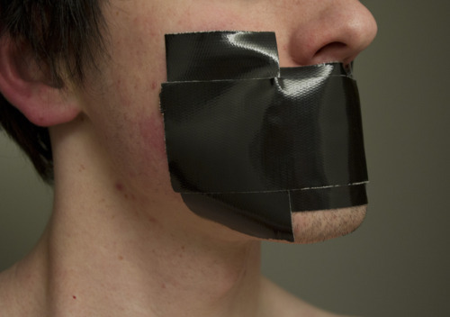 How to make an awesome tapegag/tapemask.