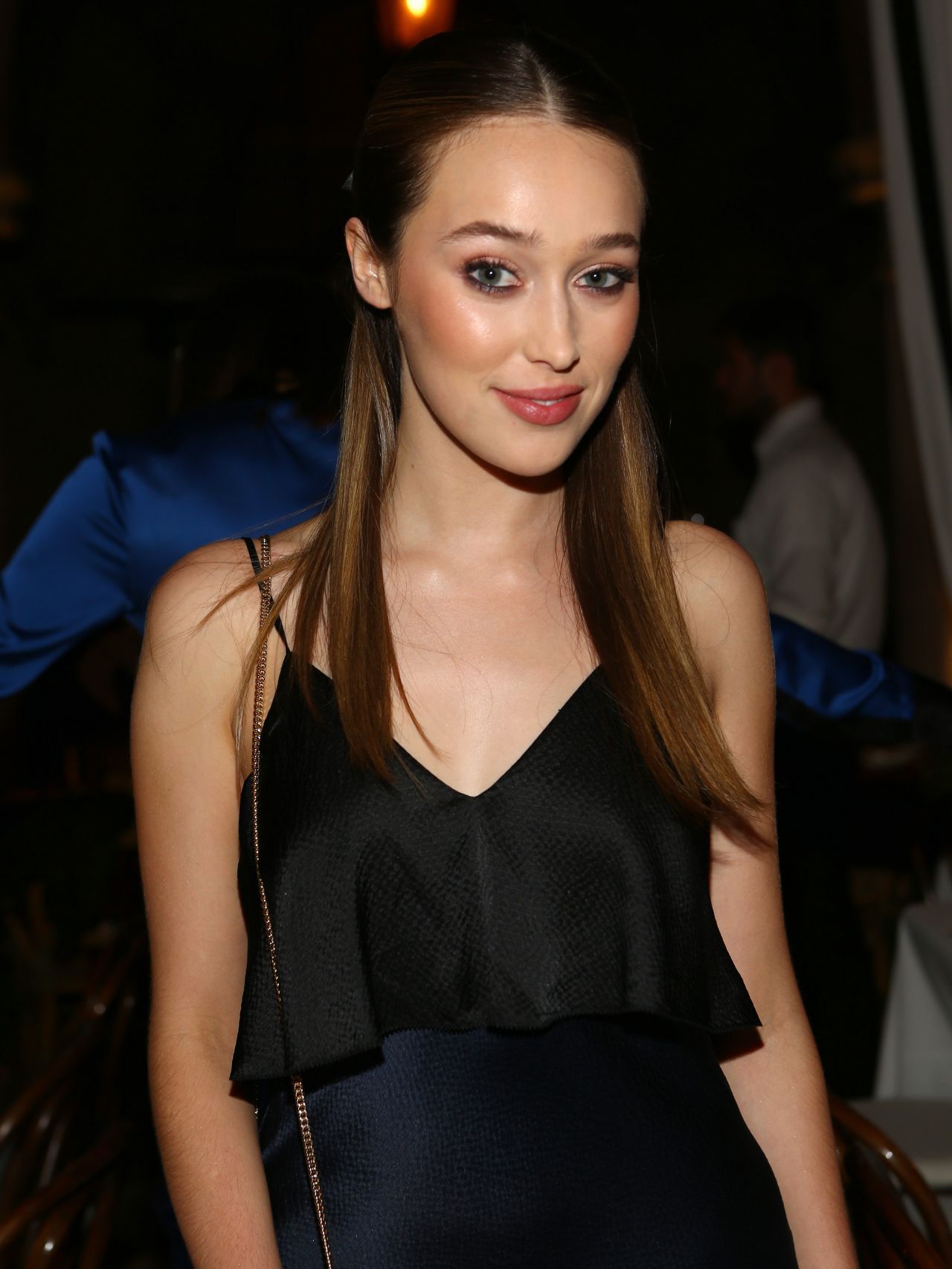 breathtakingwomen:  Alycia Debnam-Carey at the DVF Dinner, Los Angeles (10 November,