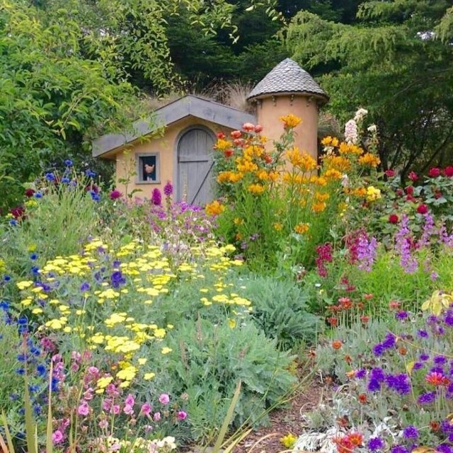 aliciasilvastuff:By cottagemagic 