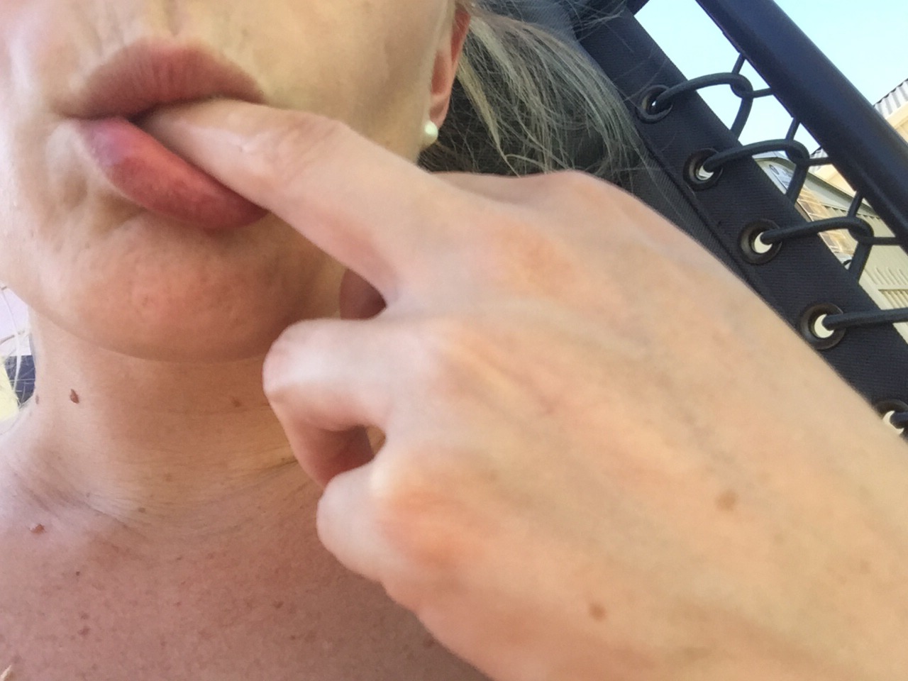 literally-dripping:  Sooooo hot in the sun… A swim and a good fingering is just