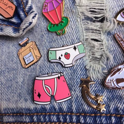 Aaaahhh! My #underpants pins for Planned Parenthood arrived, and are fitting in nicely with other pi