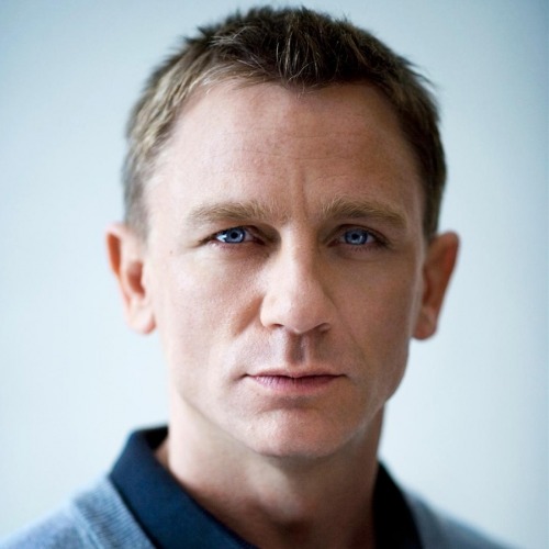 famousnudenaked:  Daniel Craig Frontal Nude porn pictures