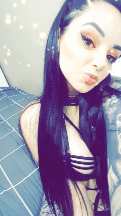 gothicccbby:  💫💫
