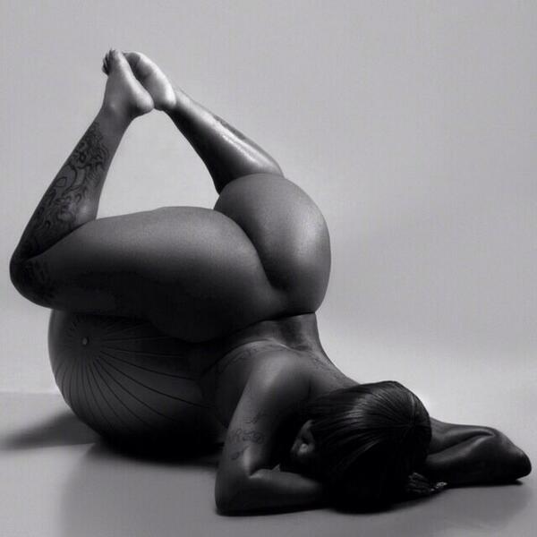 1sograteful:  gurillaboythamane:  SO SEXY SO PRETTY  Chyna Bricks