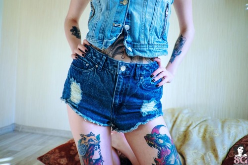 suicidegirlslover:  Alenagerman Suicide 