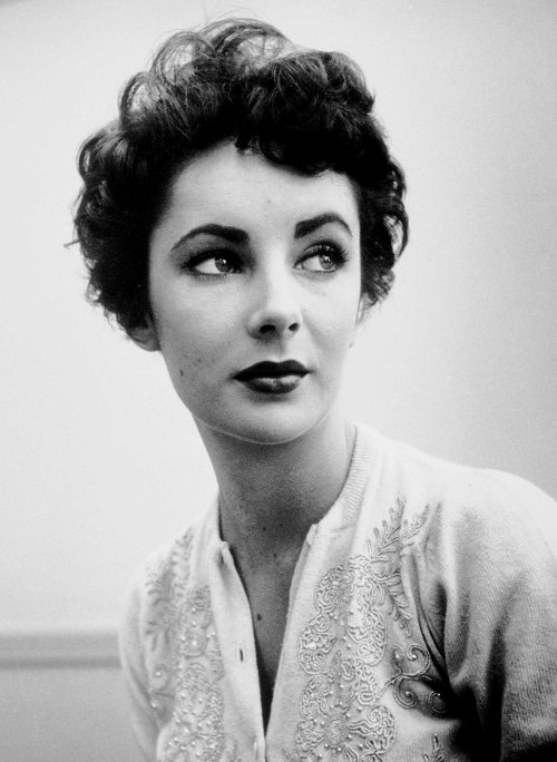 misselizabethtaylor: Elizabeth Taylor photographed porn pictures