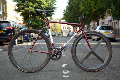 chrisauto: bikeplanet:MARIO’S ORLOWSKI chrisauto: Faster.