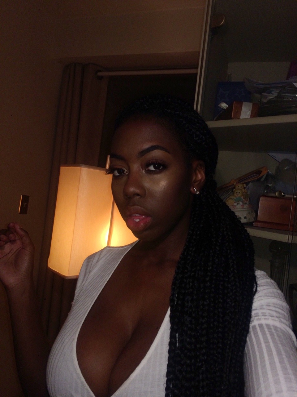 Dark skinned women are beautiful