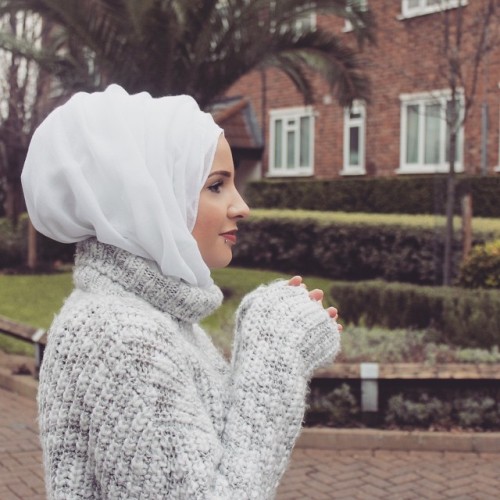 safiyahhh:  I watched Fast and Furious 7 in cinema last week. It’s amazing. I cried at the end