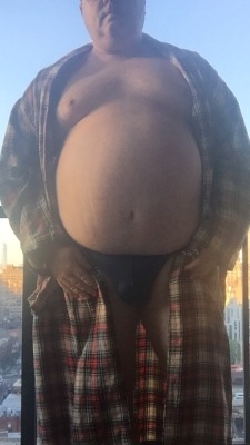 chasinhischub:  Dawn of the Belly