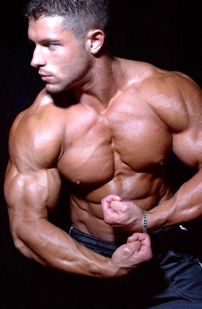 traveladdict227:  bighugeguys: Dave Johnson