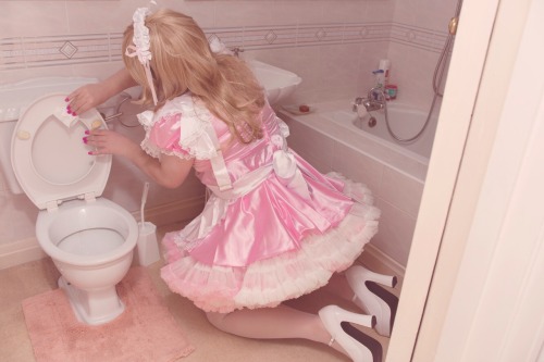 i-will-own-you-sissy: chateaufemmeuk:  Sissy maid cleaning, then put into storage… Here at ww