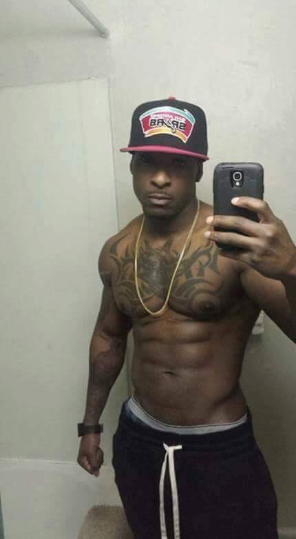 massivemusclebears:  so-dayi: Take This and Be Happy!  I’D BE VERRRRRRY HAPPY. 
