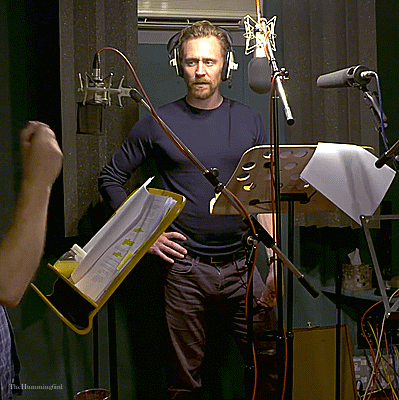 Tom recording the voice of Lord Nooth (and receiving his massage from Nick Park) behind the scenes o