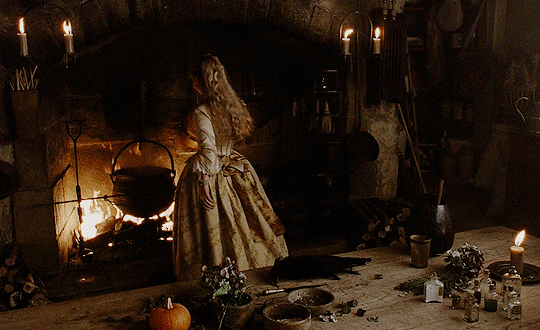 e-ripley:  SLEEPY HOLLOW (1999) dir. Tim Burton  