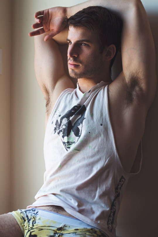 guylunatic:  gaydudenextdoor: Rock hard here … https://guylunatic.blogspot.com/