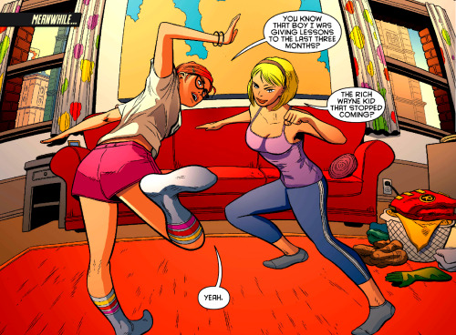 sladewilsondeathstroke:girlbat:Carrie has a blonde roommate who wears purple and presumably is also 