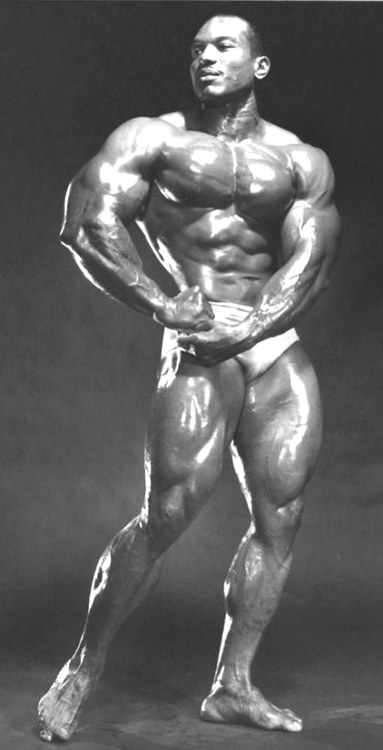 ultraclassicbodybuilders - Sergio Oliva