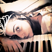 gardenpanti:   Lady Gaga’s 2015 Instagram Selfies  
