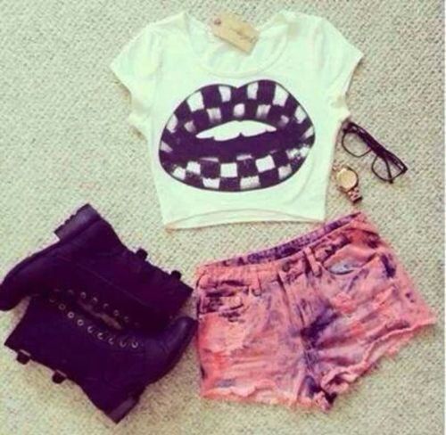 Fashion by Sweety_Bee on We Heart It.