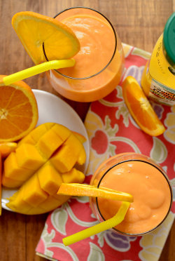 yummyinmytumbly:  Tropical Pineapple, Mango