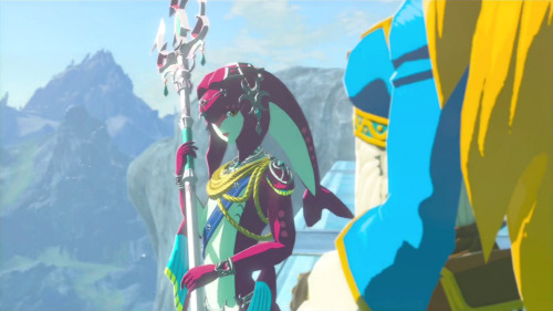 I was comparing Mipha’s earlier gear to her simpler Champion scarf. The blue sash-like thing and the