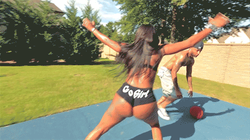 texastheempire:Is that Stephen Curry??NBA=  Nothing  But  Azz