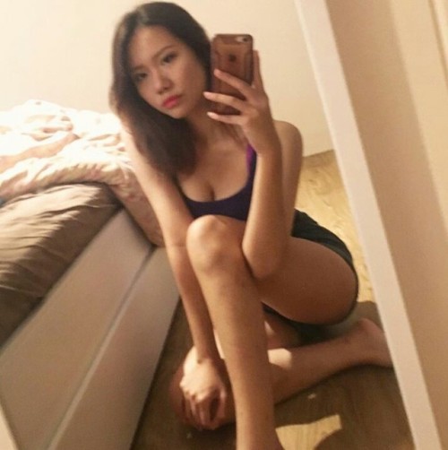 damnnnnsonnnn: sgxmmla: My Queencess  Follow and reblog and dm for her IG Anyone know her?