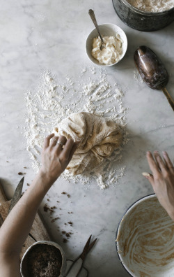 sweetoothgirl:  Soft Brown Butter &amp; Eggnog Cinnamon Rolls     @empoweredinnocence 