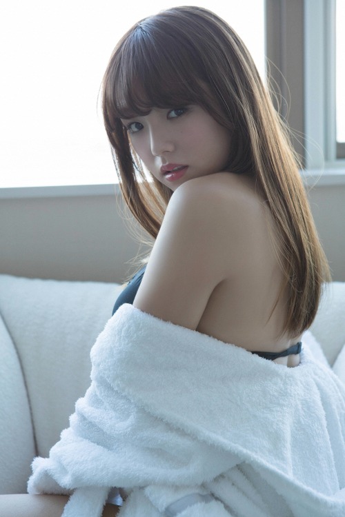 a-beautiful-g:  Ai Shinozaki : 篠崎愛   