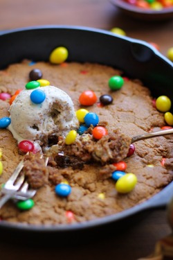 foodffs:  Flourless Peanut Butter Skillet Cookie Really nice recipes. Every hour. Show me what you cooked! 