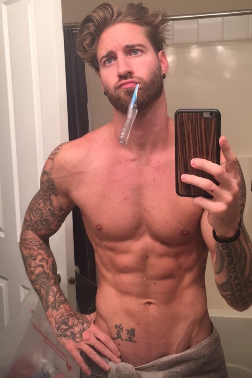 jockzone:  Meet up & play w other athletes https://goo.gl/3tn8f2Download JOCK: on iTunes or www.jock.zone#guys #fitfam #aesthetics #workout #boys #love #muscle #cute #handsome #homo #gay #instagay #fitness #gaystagram #handsome #mensphysique #beard