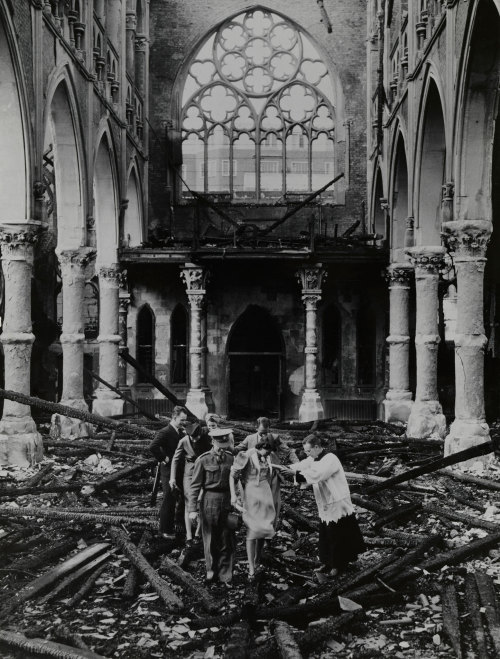 historicaltimes: Wedding Ceremony of Fusilier Tom Dowling and Miss Martha Coogan in a bombed out Lon